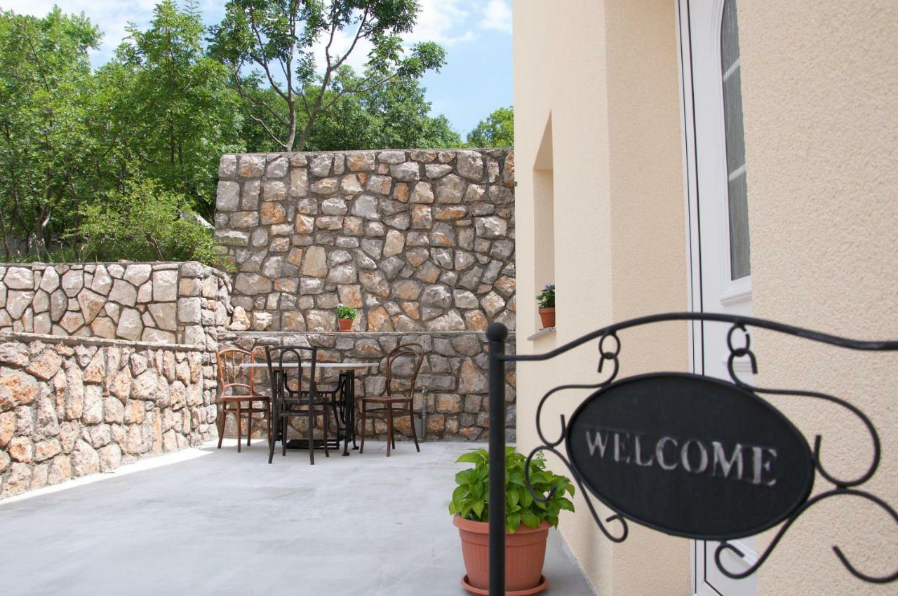 Apartment Viveniti Klenovica Exterior foto
